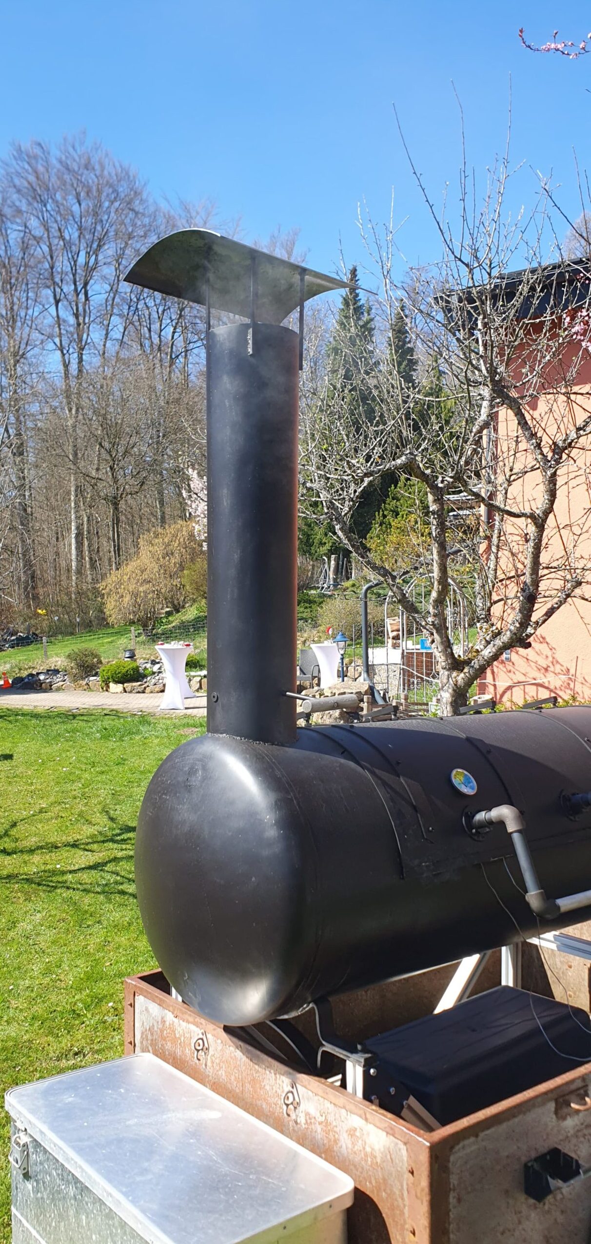 Smoker im Garten